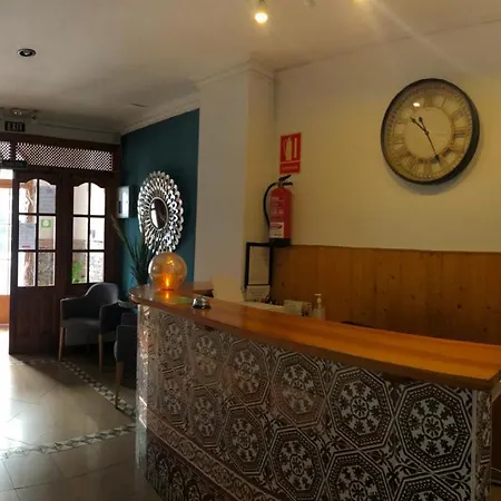 فندق San Miguel نيرخا