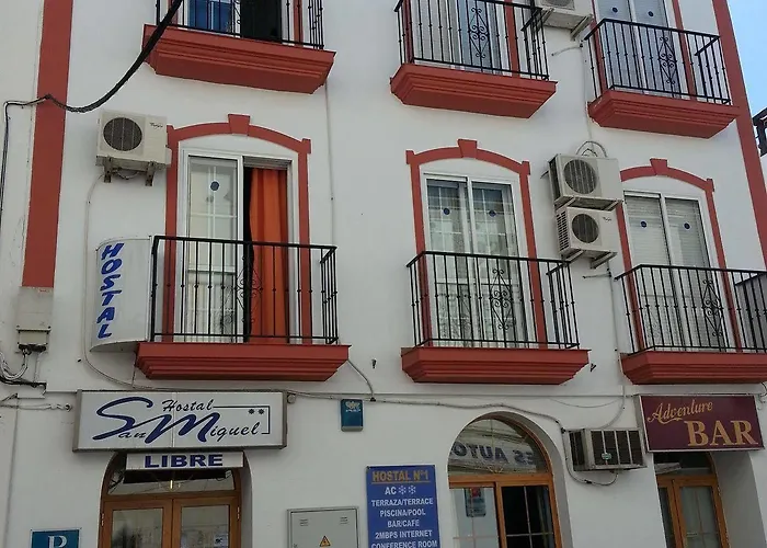 San Miguel فندق نيرخا